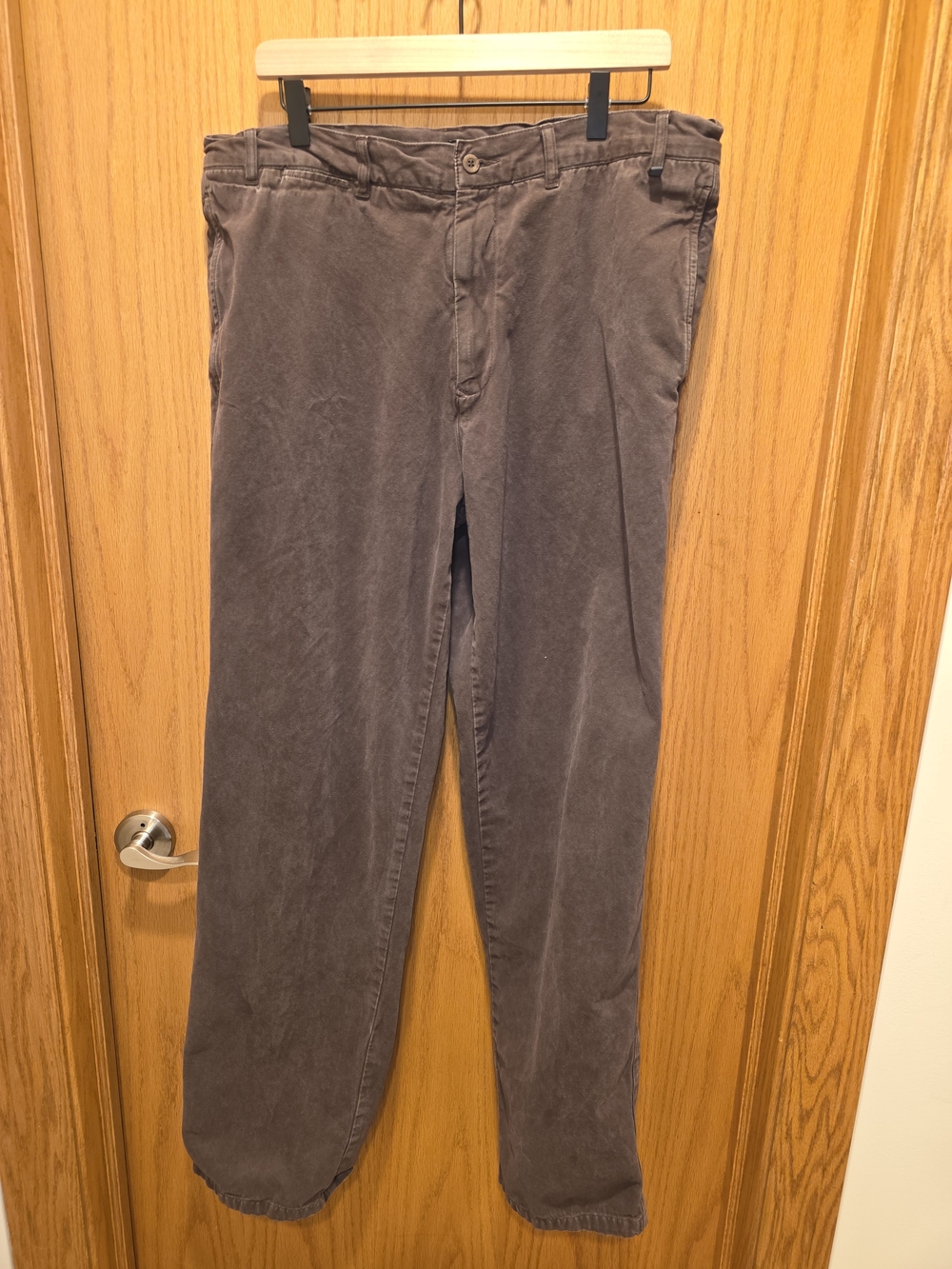Men's Straight Jeans in Chocolate